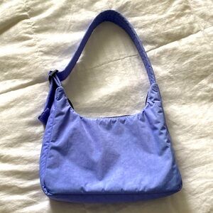 Baggu Nylon Shoulder Bag in Bluebell!